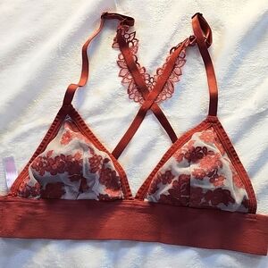 VS Pink Rust and Cream Color elastic band bralette lacy nude cross back M G17